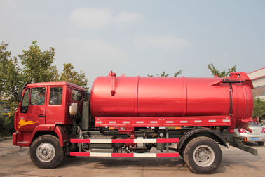 EURO II 6m3 290hp شاحنة شفط مياه المجاري HOWO شاحنة شفط سرعة 500r / Min حياة طويلة